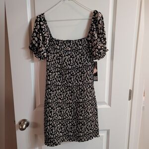 Trixxi Black and White Daisy Flower Dress
